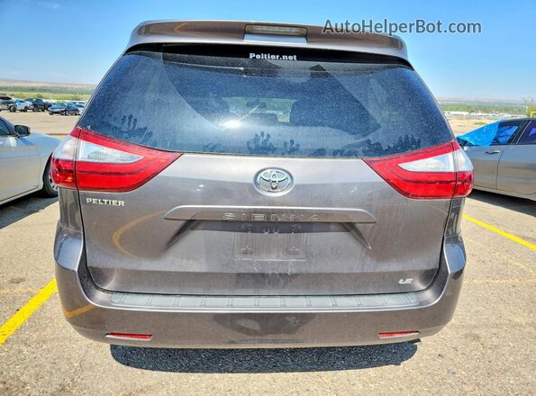 5TDKK3DC6GS727806 2016 TOYOTA SIENNA Gray Rear view
