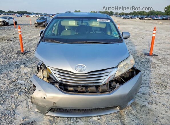 5TDKK3DC7GS739981 2016 TOYOTA SIENNA Серебряный Вид спереди