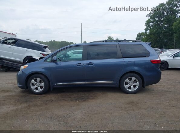 5TDKK3DC9GS722146 2016 TOYOTA SIENNA Blue სალონის 360-გრადუსიანი ხედი
