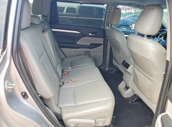5TDKKRFH5GS134952 2016 TOYOTA HIGHLANDER Gray Vista interior trasera