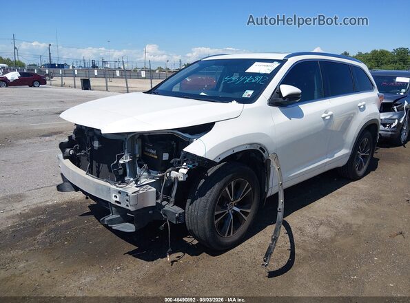 5TDKKRFH5GS135535 2016 TOYOTA HIGHLANDER White Front left