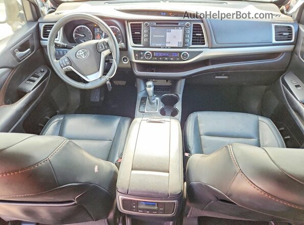 5TDKKRFHXGS129617 2016 TOYOTA HIGHLANDER Silver Вид панелі приладів