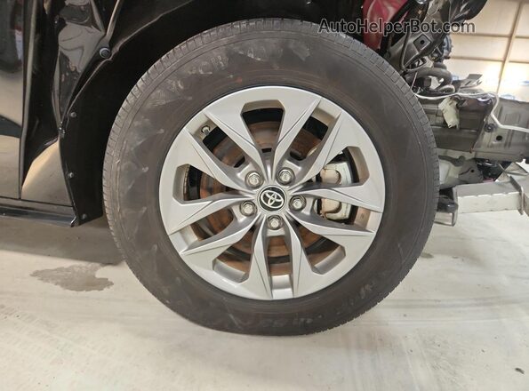 5TDKRKEC0SS231526 2025 TOYOTA SIENNA Black 