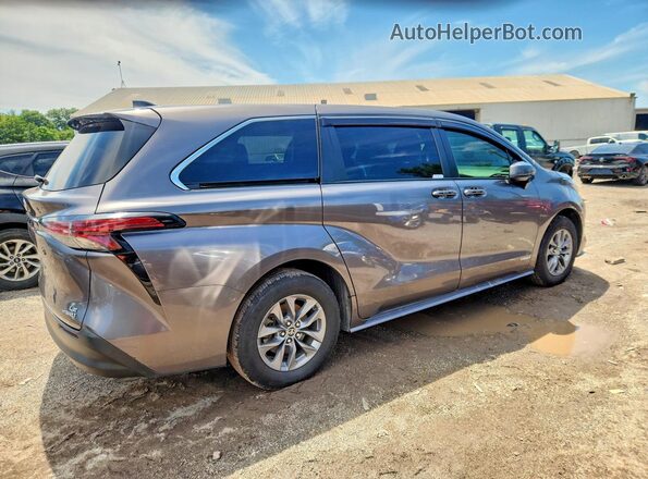 5TDKRKEC3MS048043 2021 TOYOTA SIENNA Серый Задняя правая четверть