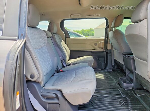 5TDKRKEC3MS048043 2021 TOYOTA SIENNA Серый Вид задней части салона