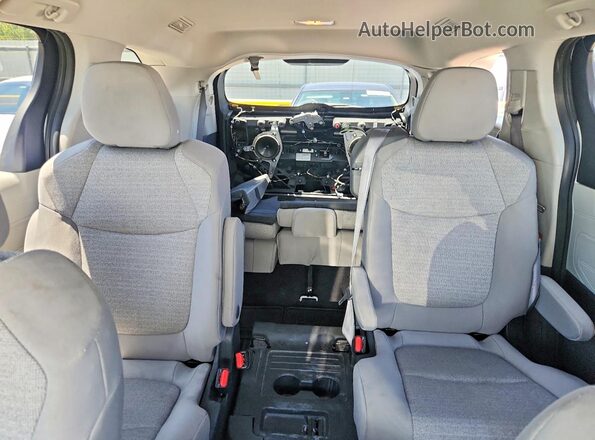 5TDKRKEC3NS128055 2022 TOYOTA SIENNA White Rear seats view