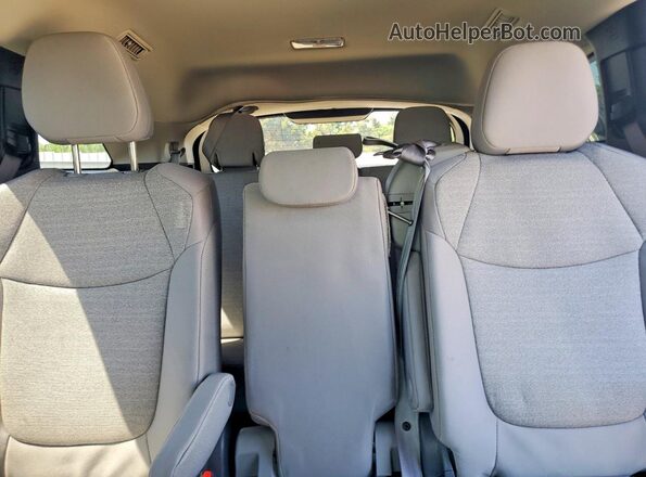 5TDKRKEC4SS239032 2025 TOYOTA SIENNA Green Հետևի նստատեղերի տեսք