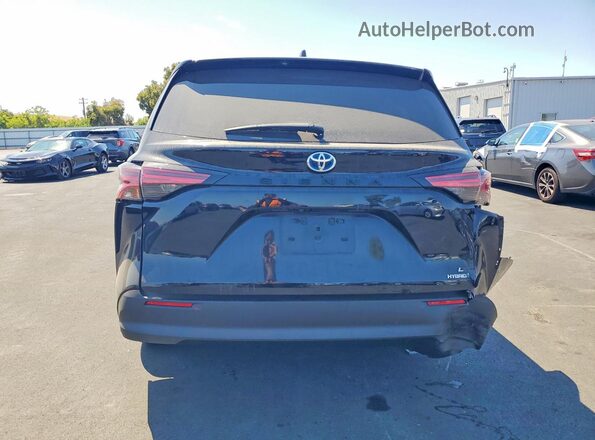 5TDKRKECXMS007764 2021 TOYOTA SIENNA Black უკანა ხედი