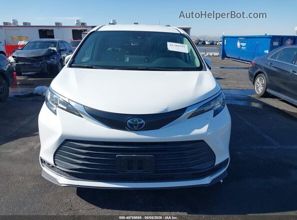 5TDKSKFC0MS039481 2021 TOYOTA SIENNA Белый Вид задней части салона