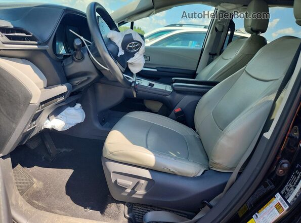5TDKSKFC2MS039174 2021 TOYOTA SIENNA Черный Вид салона спереди