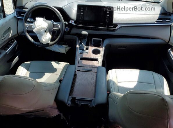 5TDKSKFC2MS039174 2021 TOYOTA SIENNA Черный Вид панели приборов