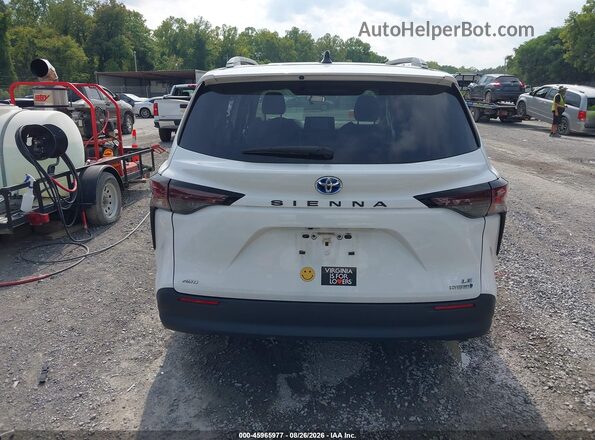5TDKSKFC2RS122515 2024 TOYOTA SIENNA White 