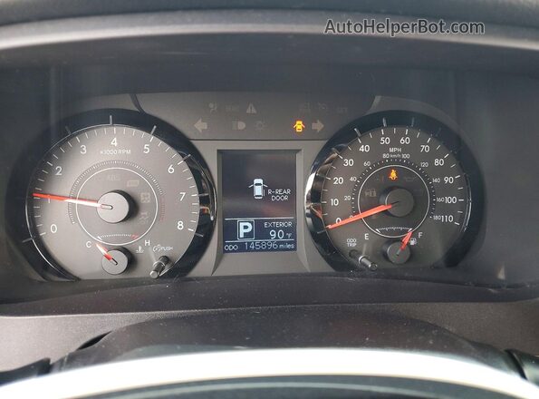 5TDKZ3DC0HS863653 2017 TOYOTA SIENNA Silver Սարքավորումների վահանակի տեսք