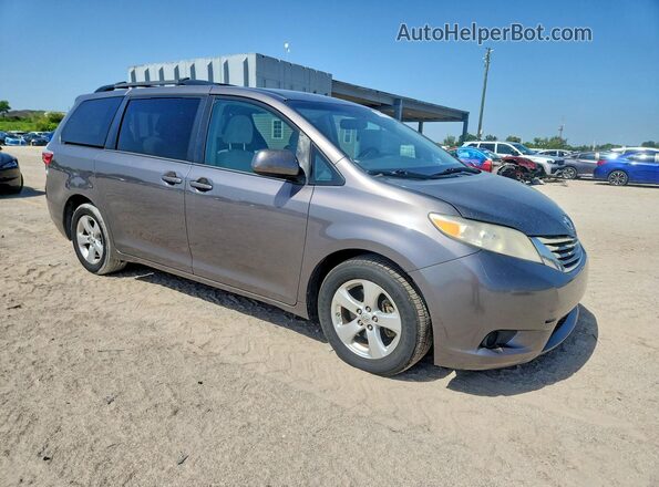 5TDKZ3DC0HS870196 2017 TOYOTA SIENNA Gray Передня права чверть