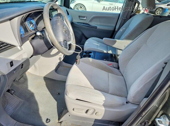 5TDKZ3DC0LS028371 2020 TOYOTA SIENNA Green Vista interior delantera