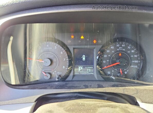 5TDKZ3DC1HS807687 2017 TOYOTA SIENNA Burgundy Instrument cluster view
