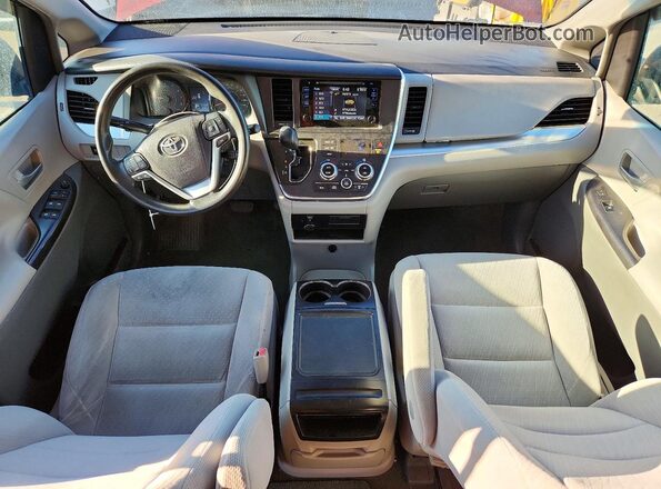 5TDKZ3DC1HS807687 2017 TOYOTA SIENNA Burgundy Dashboard view