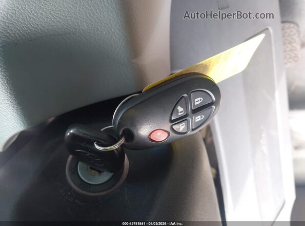 5TDKZ3DC2HS849379 2017 TOYOTA SIENNA Gray Вид панелі приладів