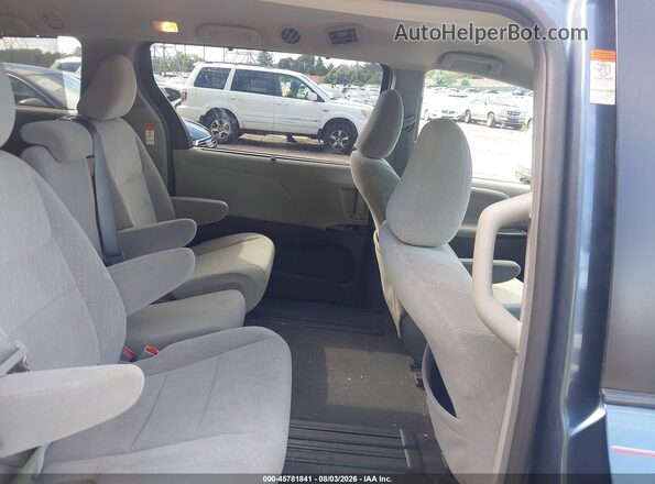 5TDKZ3DC2HS849379 2017 TOYOTA SIENNA Gray Вид наклейки з VIN-кодом