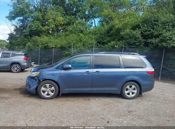 5TDKZ3DC2HS849379 2017 TOYOTA SIENNA Gray Панорамний вид салону 360°