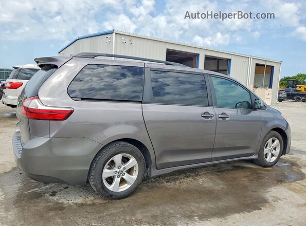 5TDKZ3DC3JS948198 2018 TOYOTA SIENNA Gray Tył prawy