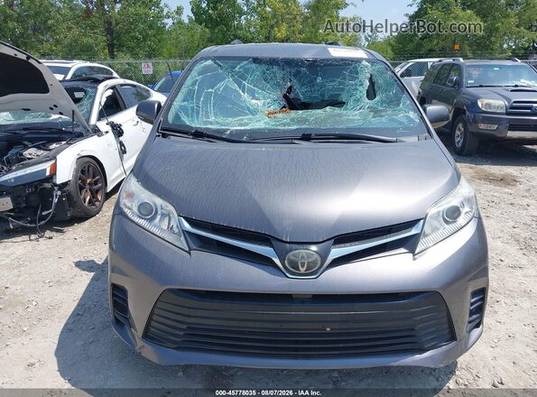5TDKZ3DC3JS956754 2018 TOYOTA SIENNA Серый Вид щитка приборов