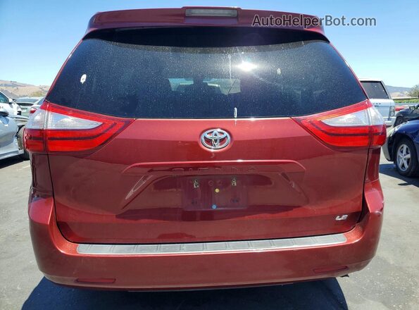 5TDKZ3DC3KS008744 2019 TOYOTA SIENNA Burgundy Вид ззаду