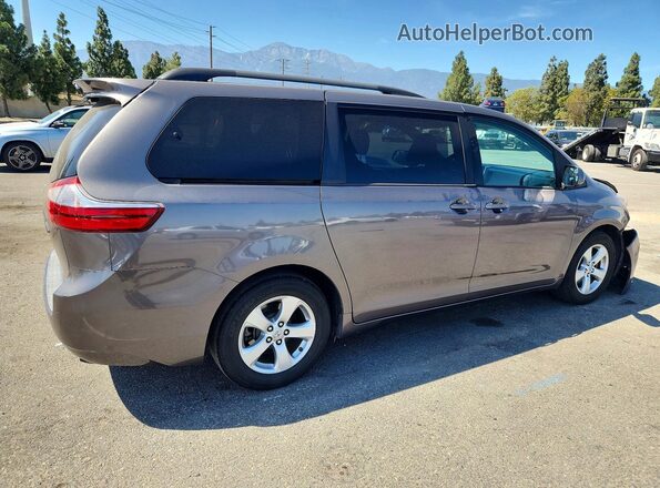5TDKZ3DC4HS784261 2017 TOYOTA SIENNA Gray Հետևի աջ