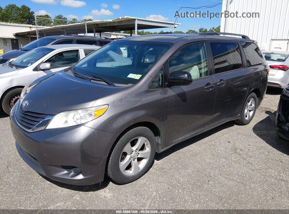 5TDKZ3DC4HS824628 2017 TOYOTA SIENNA Gray Przód lewy