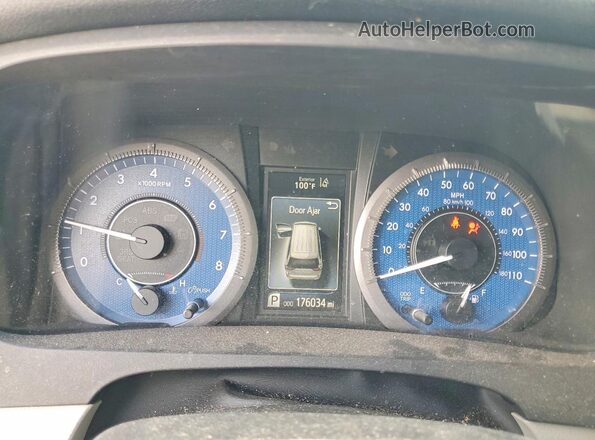 5TDKZ3DC4JS905764 2018 TOYOTA SIENNA Maroon Instrument cluster view