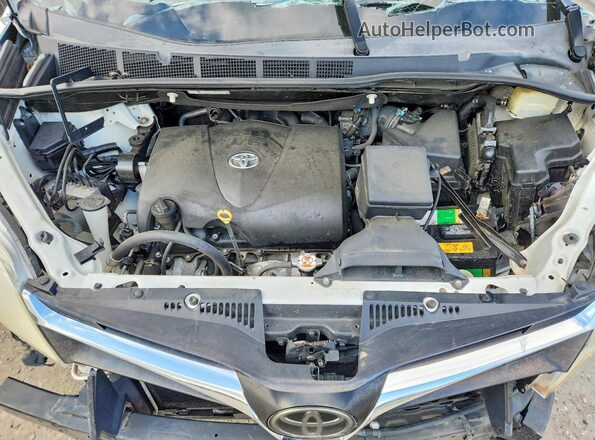 5TDKZ3DC4JS922869 2018 TOYOTA SIENNA White Вид підкапотного простору