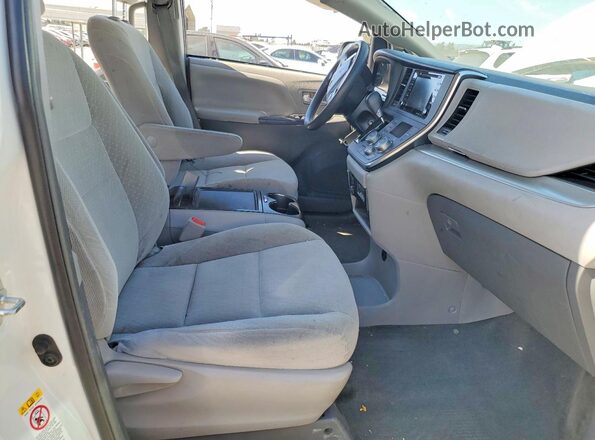 5TDKZ3DC4JS960957 2018 TOYOTA SIENNA White Vista interior delantera