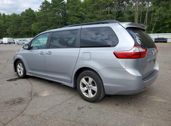 5TDKZ3DC5JS958117 2018 TOYOTA SIENNA Silver Задня ліва чверть