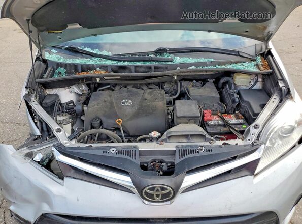 5TDKZ3DC5JS958117 2018 TOYOTA SIENNA Silver Вид підкапотного простору