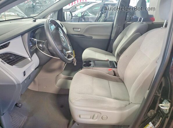 5TDKZ3DC6LS042405 2020 TOYOTA SIENNA Black წინა სალონის ხედი
