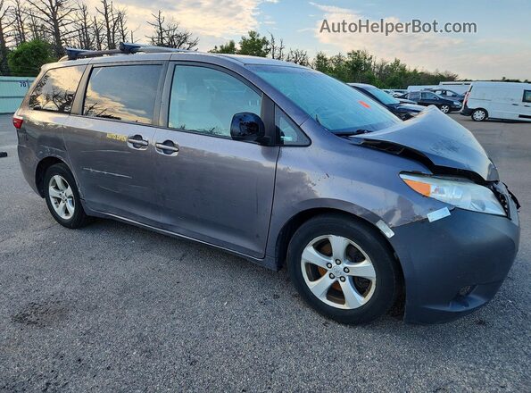 5TDKZ3DC7HS781998 2017 TOYOTA SIENNA Gray Front right