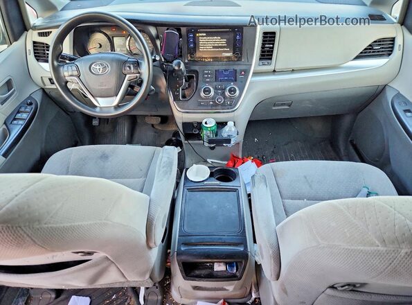 5TDKZ3DC7HS781998 2017 TOYOTA SIENNA Gray Dashboard view
