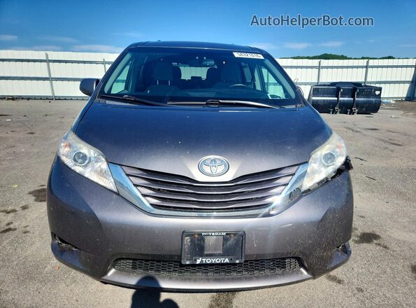 5TDKZ3DC7HS793939 2017 TOYOTA SIENNA Gray წინა ხედი