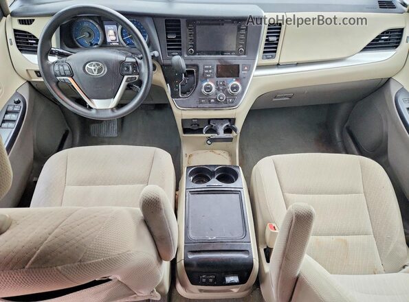 5TDKZ3DC7KS990519 2019 TOYOTA SIENNA Черный Вид панели приборов