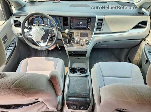 5TDKZ3DC7LS073078 2020 TOYOTA SIENNA Серый Вид панели приборов