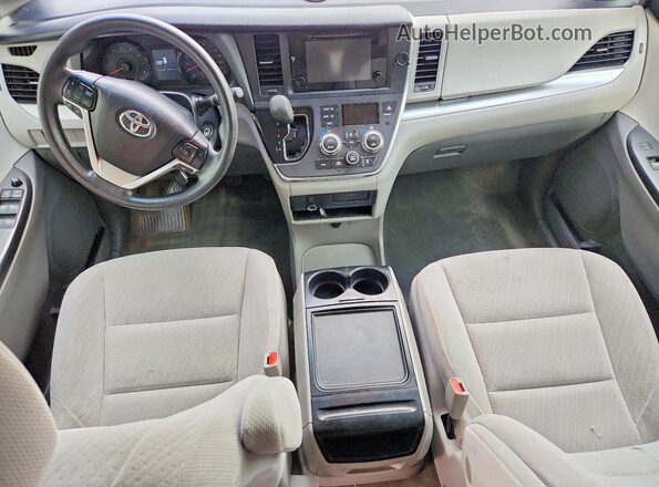 5TDKZ3DC8HS853565 2017 TOYOTA SIENNA Gray Dashboard view