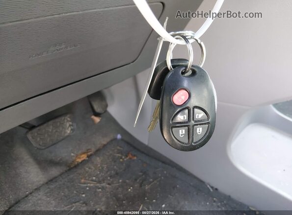 5TDKZ3DC8JS905010 2018 TOYOTA SIENNA Gray Widok deski rozdzielczej