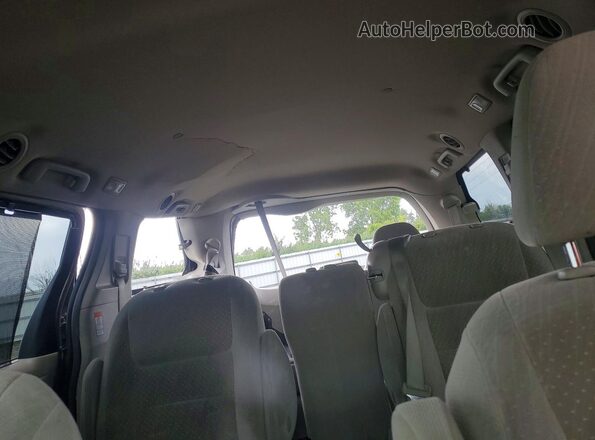 5TDKZ3DC8JS915696 2018 TOYOTA SIENNA Brown Rear seats view