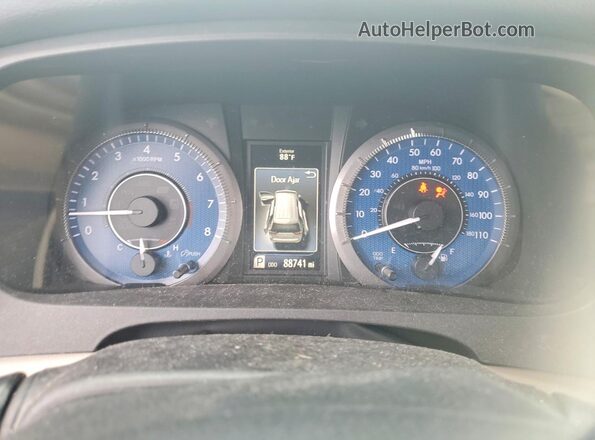 5TDKZ3DC8JS915696 2018 TOYOTA SIENNA Brown Instrument cluster view