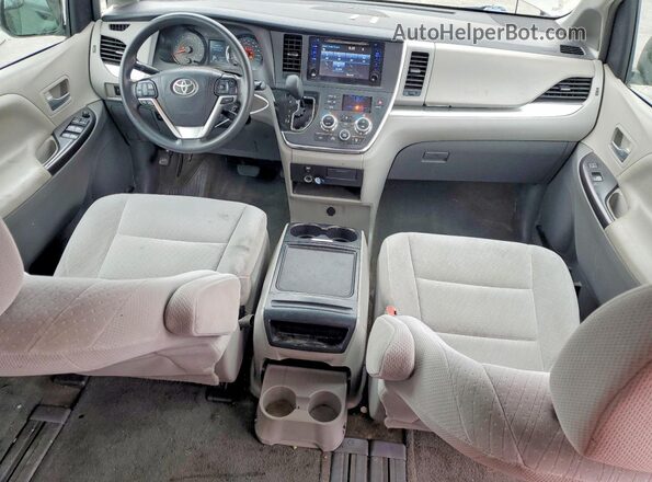 5TDKZ3DC9HS811227 2017 TOYOTA SIENNA Gray წინა პანელის ხედი