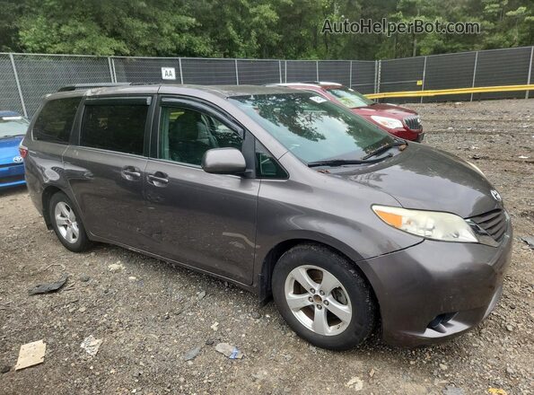 5TDKZ3DC9HS832143 2017 TOYOTA SIENNA Gray წინა მარჯვენა