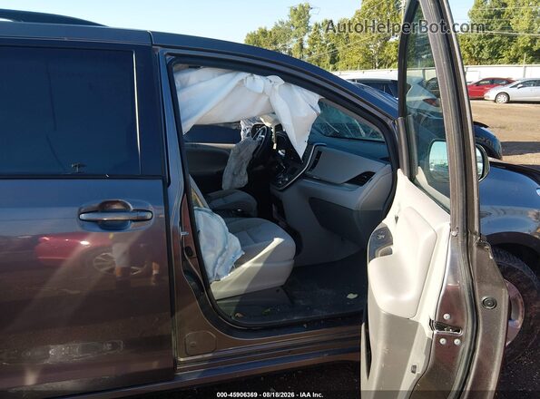 5TDKZ3DC9LS078282 2020 TOYOTA SIENNA Black Սալոնի դիմացի տեսք