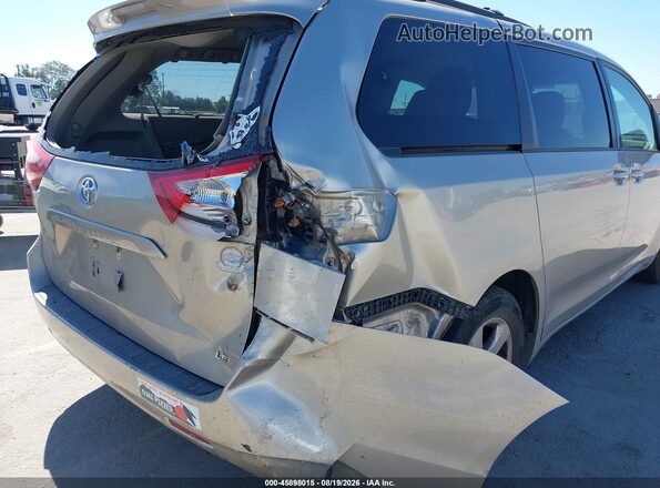 5TDKZ3DCXHS778111 2017 TOYOTA SIENNA Champagne Вид спереди
