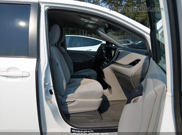 5TDKZ3DCXJS947338 2018 TOYOTA SIENNA White 