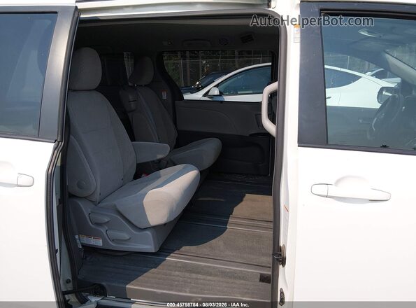 5TDKZ3DCXJS947338 2018 TOYOTA SIENNA White 